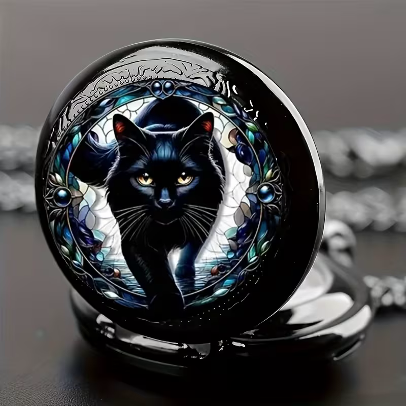 Detalle de la tapa abierta con la ilustración del gato negro