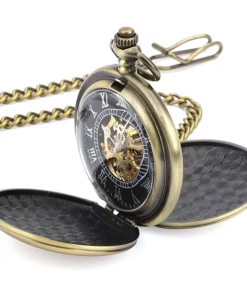 Reloj de bolsillo con las 2 tapas abiertas y esfera negra