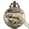 Reloj de bolsillo en tono bronce con un oso y una cría